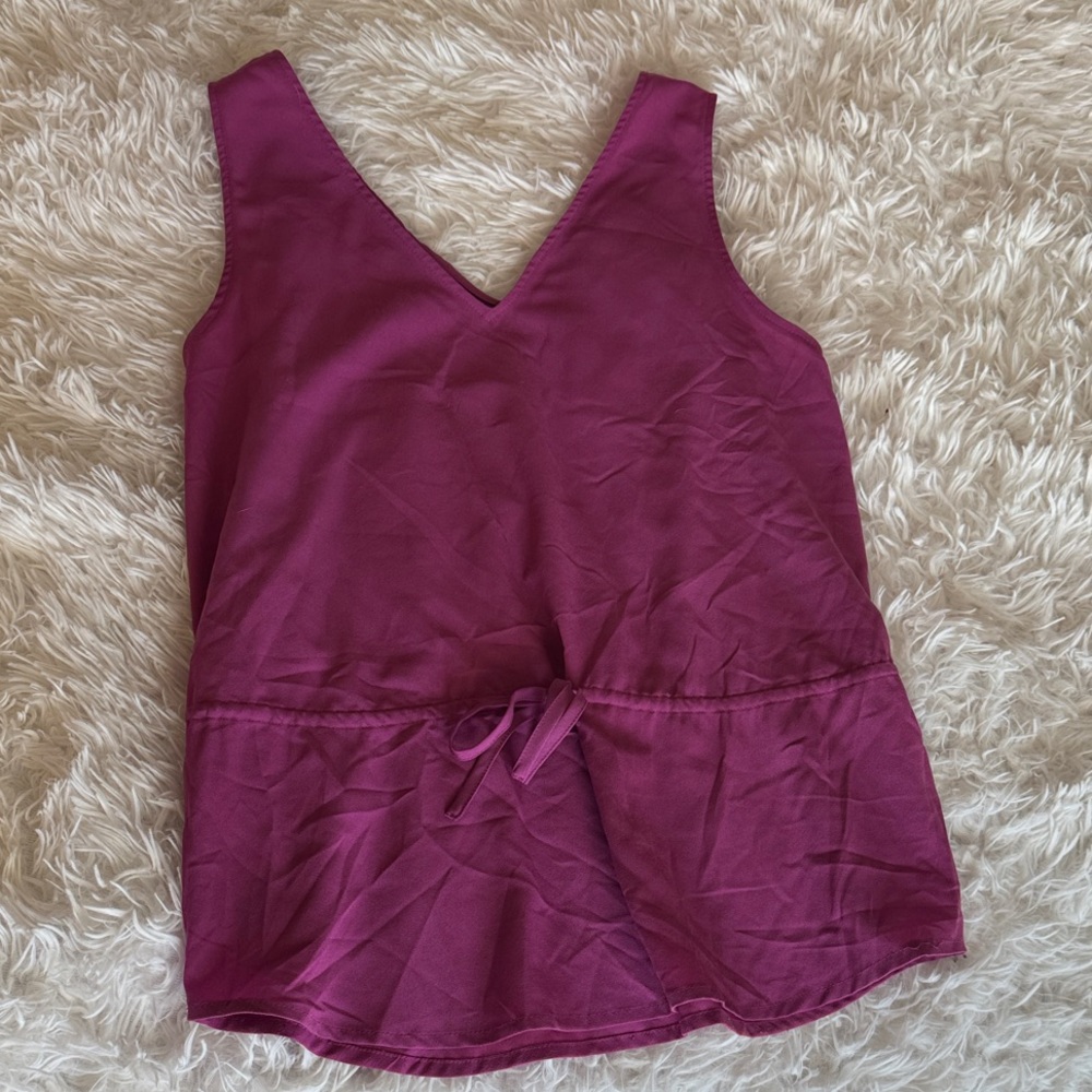 Banana Republic V-Neck Tank Top - Magenta